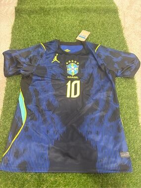 Jordan Soccer shirt Brasil #10 Blue and Yellow Soccer Jersey Size M
